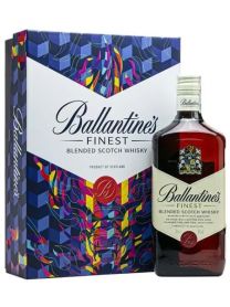 Ballantine's Finest - Hộp quà tết 2024