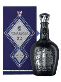 Rượu Chivas 32 năm