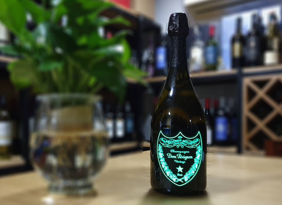 Rượu Champgane Dom Perignon Luminous - Phát sáng 
