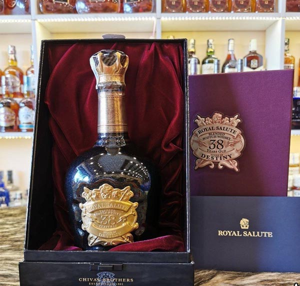 Rượu chivas 38 năm chính hãng cao cấp mang hương vị đa tầng, độc đáo